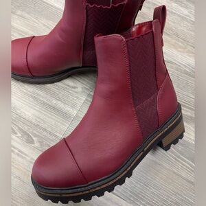 Journee Collection Boots